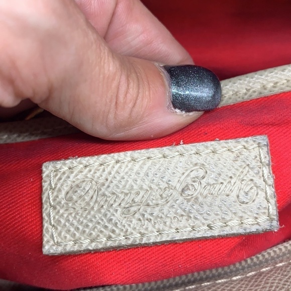 Dooney & Bourke Tan Tote Bag. DB1451 - Picture 5 of 10